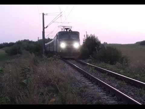 Tren IR1834 Timisoara Nord - Iasi trece prin Stroiesti cu EA228 - 31.08.2019