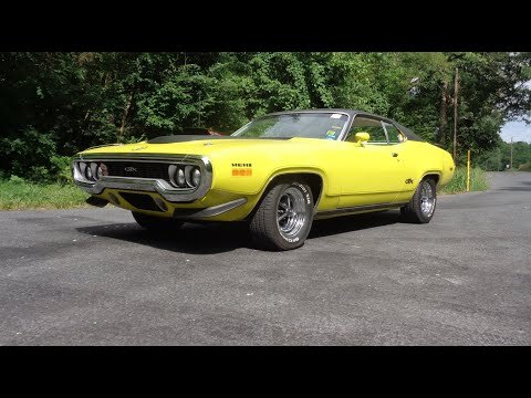 1971 Plymouth GTX 426 Hemi 4 Speed in Curious Yellow & Ride on My Car Story with Lou Costabile