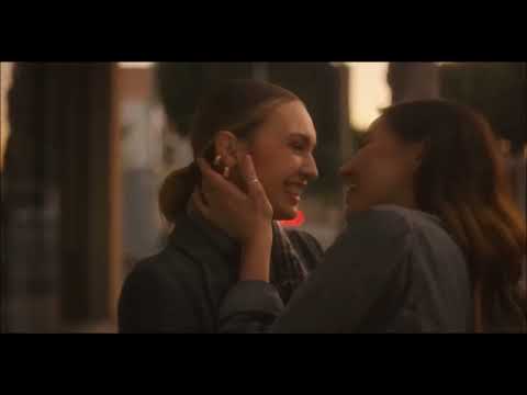 Taylor & Olive - Looking For Her