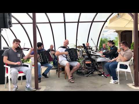 JABUCANAC I DANILO ZIVKOVIC - KO TE NOCAS MILUJE PO RUCI - (LIVE) - Connect Network - Kruna