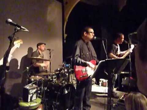 Paul Heaton - Me And The Farmer - Kings Arms Salford - 15-5-12