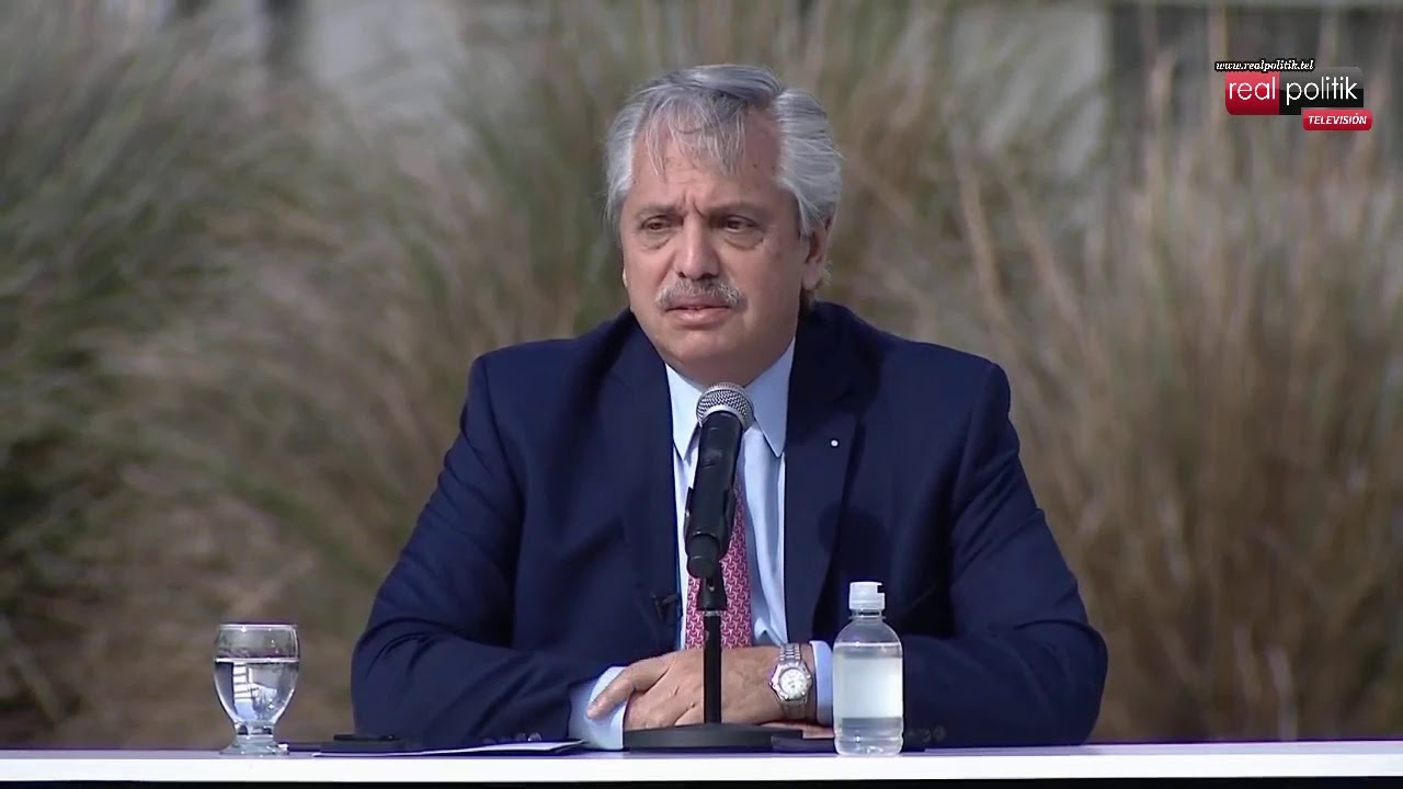 Kicillof apuntó contra la oposición: "Cambian el logo, el nombre, pero el pueblo tiene memoria"