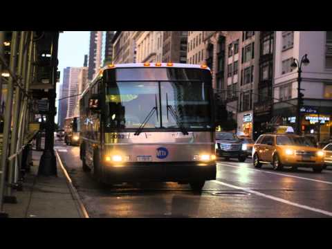 MTA Bus Company 2005 MCI D4500CL 3056 [ Audio Recording ]