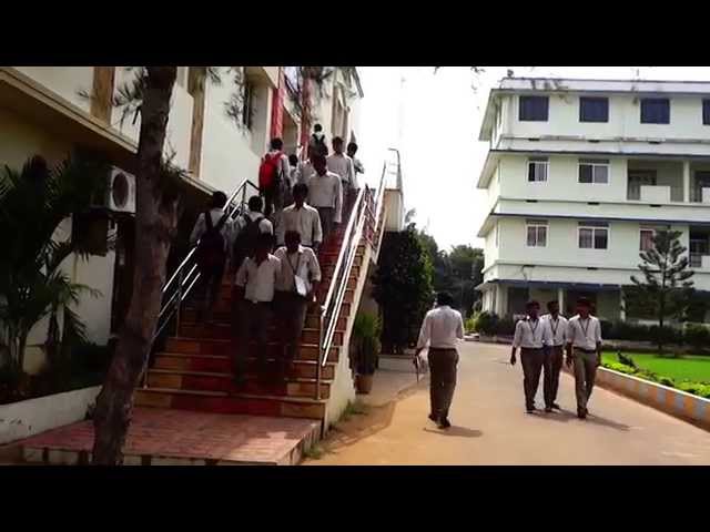 Swarnandhra Institute of Engineering & Technology Narsapur vidéo #1