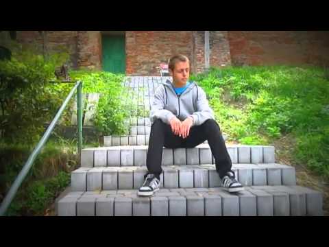 "Adry & Lory ft Nicolas Cage - Ploua peste noi (videoclip)" | Mori De Ras TV