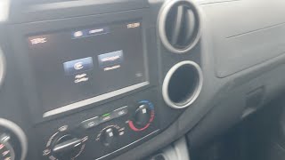 Peugeot Partner Van パネルバン | 画像 4 - Autoline