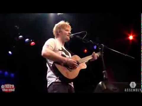 Ed Sheeran - Sofa LIVE