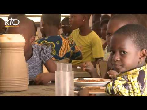 Enfance missionnaire : au service de l’éducation