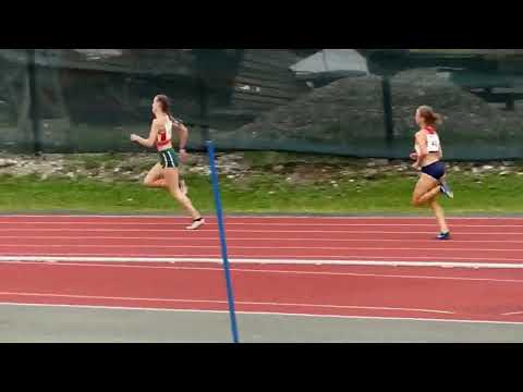 Molnár Janka győztes futása — 54.26 PB