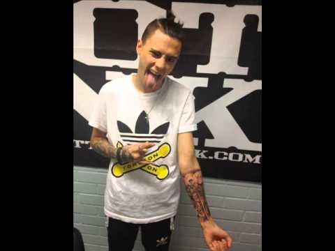 Mikael Gabriel - Filmi poikki feat. JVG