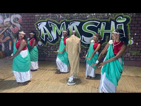 Gaga Blue _Amashi (videO)