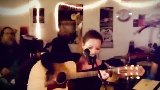 Jane Says acoustic three-way