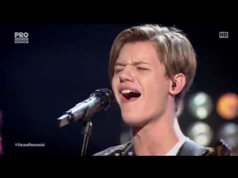 Vocea Romaniei 2016: Knockout 1 - Stefan Roscovan (Bad Girls)