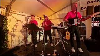 Fredys Evergreen Trio
