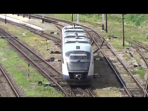 Mecanic grozav/Great Engineer with Siemens Desiro VT642 DMU in Oradea railway station.