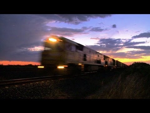 Pacific National Freight Train - Sunset in Victoria - PoathTV Australian Railways
