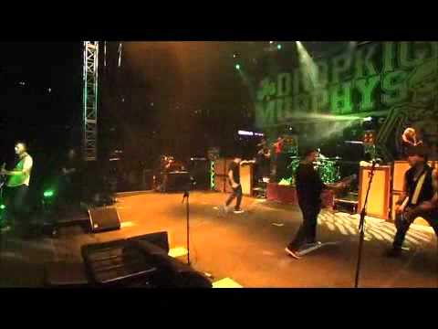Dropkick Murphys - The Irish Rover (Live at Fenway Park
