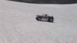 preview picture of video 'Beach Buggy Fun in the dunes...'