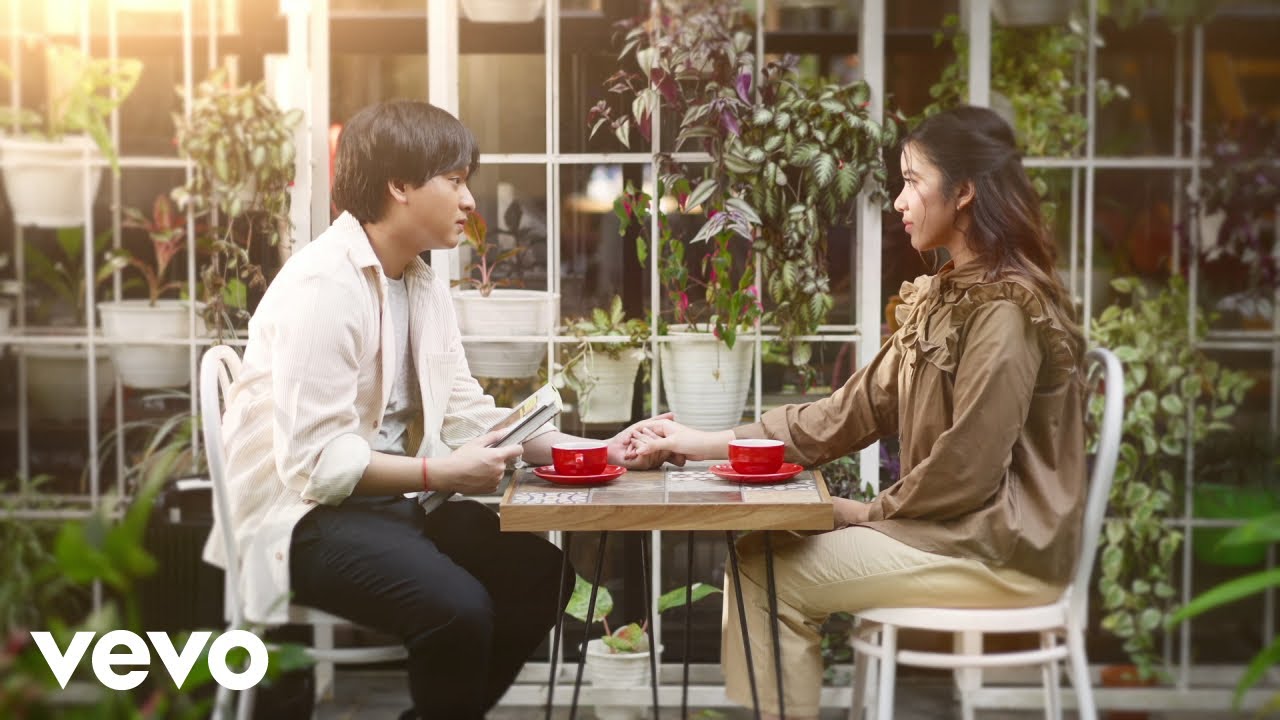 Memilih Aku | Arsy Widianto | Memilih Aku