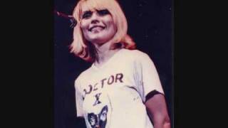 Blondie - Accidents Never Happen (Hammersmith Odeon 1980 live)