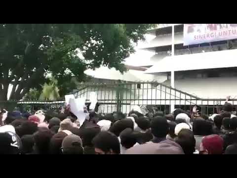 DEMO OMNIBUSLAW TAPI KECEBUR GOT DULU