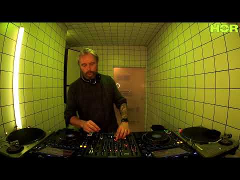 Marco Resmann / November 24 / 7pm-8pm