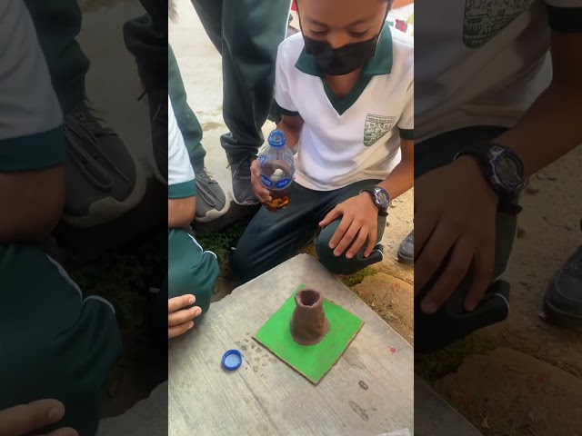 Vídeo relacionado con UNGLINGA Kits de Ciencia 30+ experimentos para niños, Juguetes educativos Stem, Regalos para niños y niñas, Juego de química, Bola rebotante, volcán, Herramientas científicas