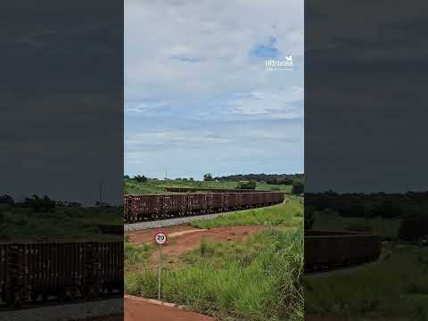 TREM DE BAUXITA PASSANDO VAZIO NO VIADUTO DA GO-070 EM GOIANIRA #brasil #goiás #train #ferrovia #fns
