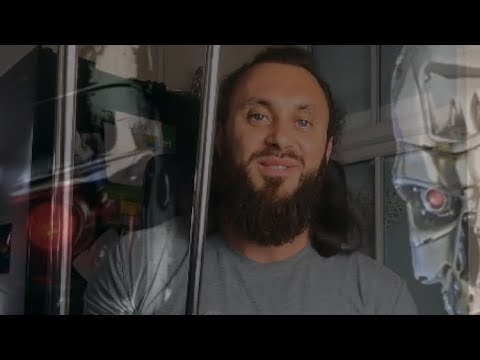 Build The Terminator - Parts 117-118 - Fitting the Battery Back, Lower Support Pole & Base Plates 🦾