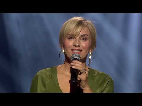 Rockheim Hall of Fame 2019 - Silje Nergaard og Ole Paus fremfører "For vår jord" for Anita Skorgan