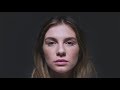 Maan - Ze Huilt Maar Ze Lacht (Official Video) Maan - Ze Huilt Maar Ze Lacht (Official Video)