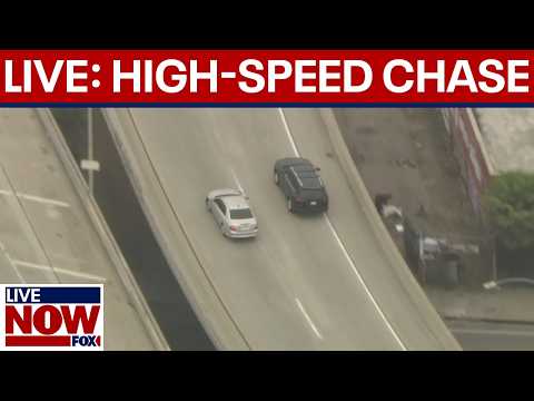 SKYFOX: LA high-speed police chase of burglary suspects, watch suspects flee on foot