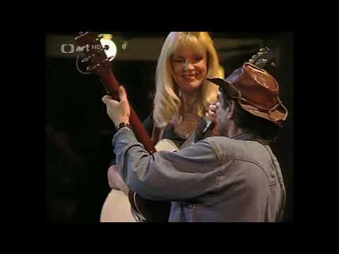 Věra Martinová - Svou káru tlačíme každý sám (LIVE 1996)