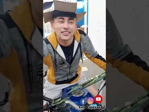 El Policia Torcido - Los Chiflados - Los chiflaus - Los Chifladitos