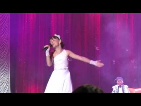 Larissa Manoela - Show Novela Carrossel - Beijo, Beijinho, Beijão - Circo Tihany - 17/04/2012 (HD)