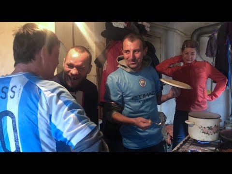 КАК ЖИВЕТ ФУТБОЛЬНАЯ КОМАНДА CHILL SQUAD