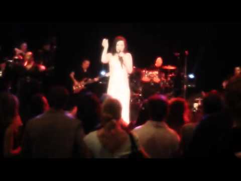 Love Can - Lisa Stansfield Live Bologna 2014