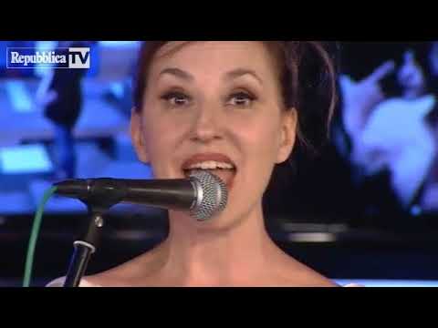 Nicky Nicolai - My baby just cares for me (cover di Nina Simone)