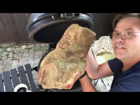 Cooking Brisket on the Louisiana Grills Kamado