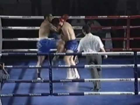 Gibi lutando em portugal