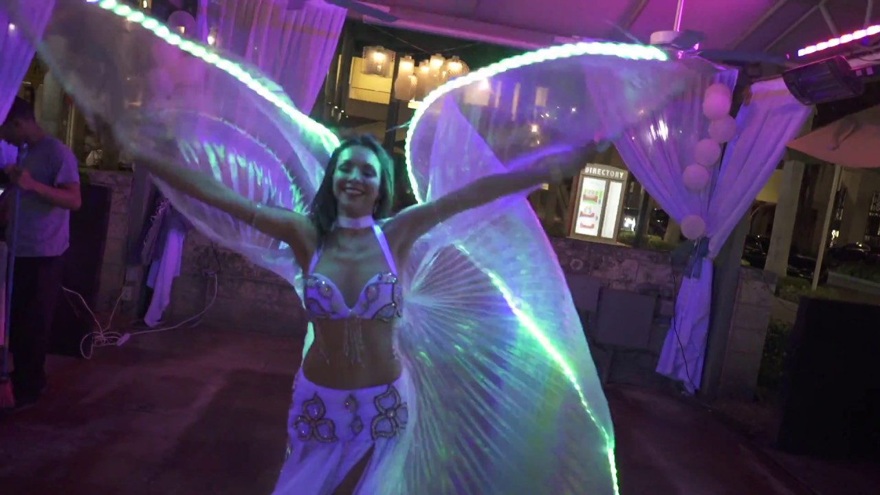 Promotional video thumbnail 5 for Fabulous Fire Eating Bellydancer