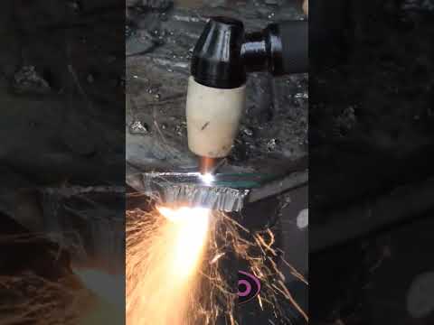 Probamos la cortadora de plasma #Neo 👨‍🏭 #continenteferretero #synergy #soldador #shorts