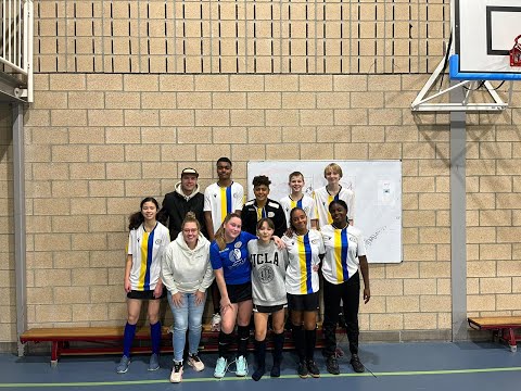 Dijkvogels B2 vs OZC B1 1e helft