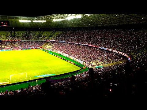 TORCIDA DO FORTALEZA CANTANDO HINO A CAPELA COM MOSAICO DE LED - TORCIDA DO FORTALEZA CANTANDO HINO