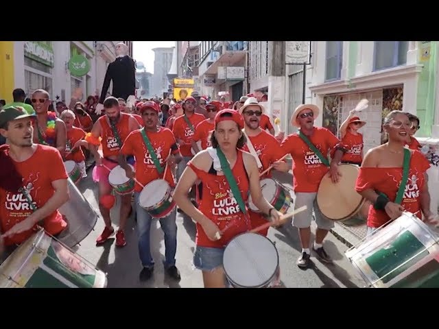 Video Pronunciation of lula in English Video Pronunciation of lula in English