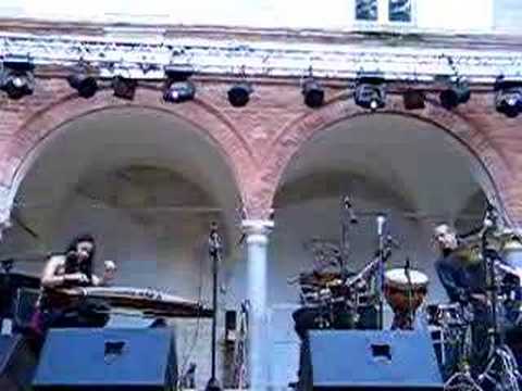 Wu Fei & Fulvio Maras-Guzheng with percussion
