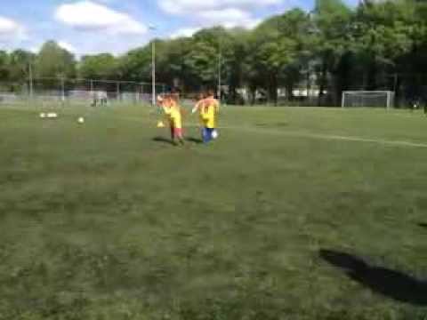 WV-HEDW 4 (za) vs. WV-HEDW 8 (za) 15-5-2013 16:14