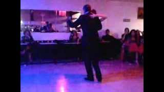 Video thumbnail for Silvio La Via y Cecilia Linder @ Milonga 10 ~ D'arienzo "Llore por los dos", Sep 24 2013