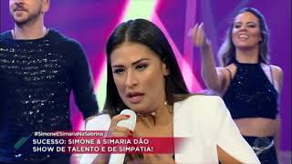 Simone e Simaria cantam o sucesso Regime Fechado e agitam a plateia do Programa da Sabrina