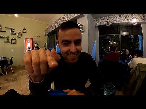 Italian Street Food Porn - 1.2 kg BURGER CHALLENGE! & CHOCOLATE FOUNTAINS!!! - Palermo, Siciliy